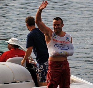 One armed Nicolas LeForestier (FRA) thrills the Russian spectators