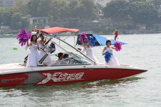 MasterCraft XStar with the Liuzhou Angels and a special background Jumper !