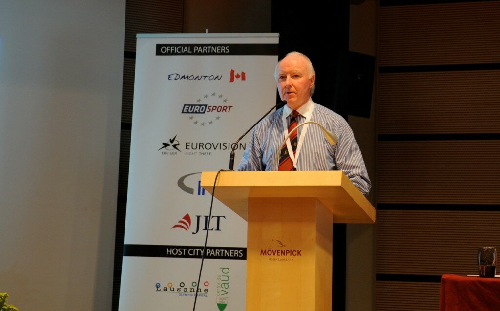 Des Burke-Kennedy presents at the IF Forum Des Burke-Kennedy presents at the IF Forum